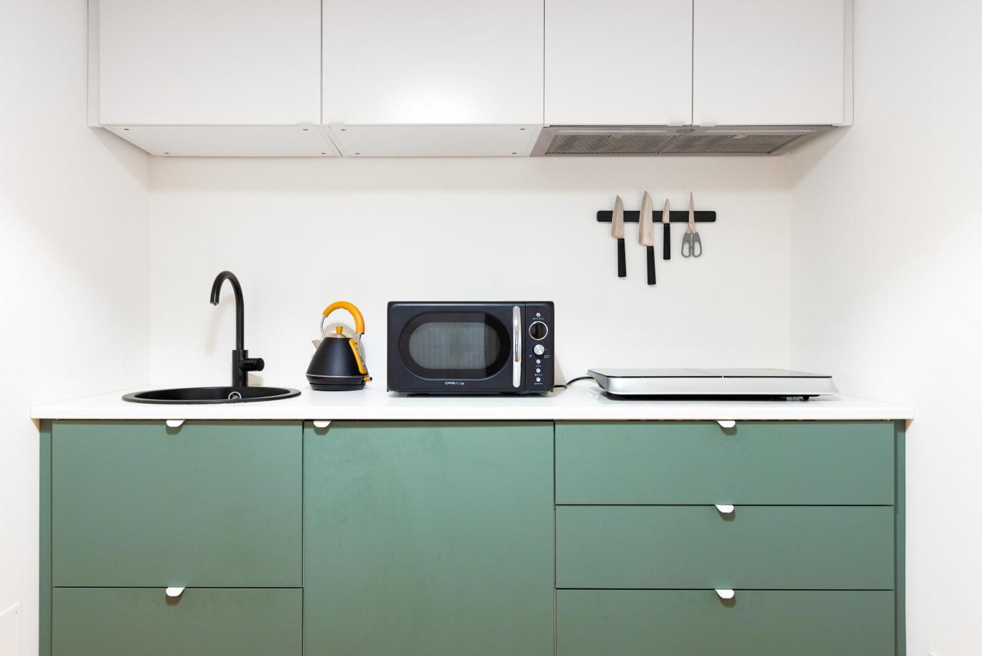 Spacious Design Apartment Central Milan — Photos 3